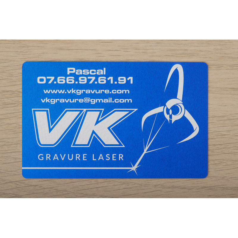 Carte de visite aluminium gravée Bleu Foncé laser VK Gravure