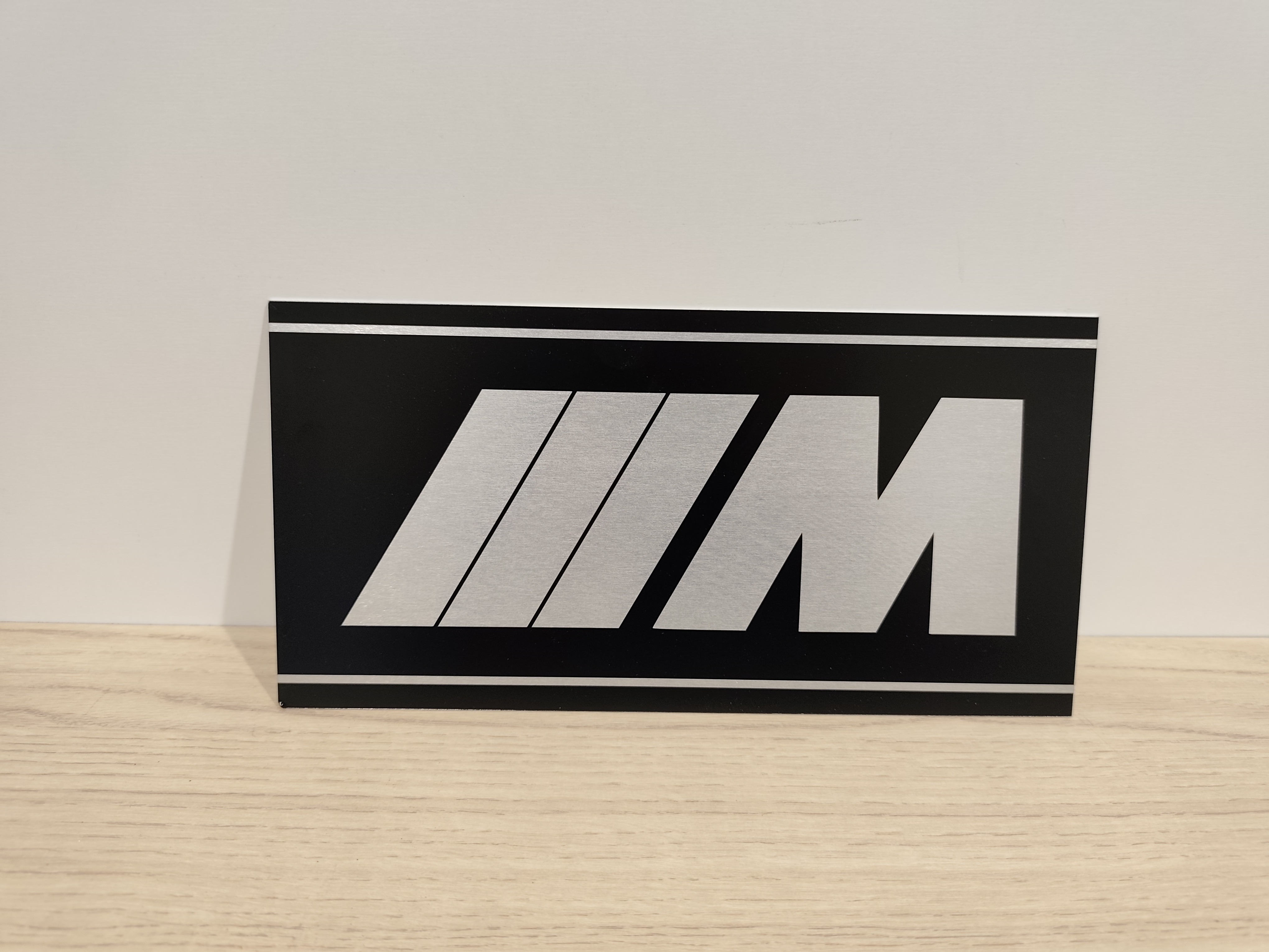 Plaque%20Alu%20BMW%20M.jpg